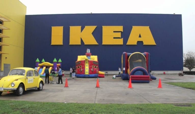 50ft Mario Obstacle w/ Wet or Dry Slide - Video