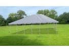 Renta de carpa marco 40x60 en Houston con postes de soporte resistentes, ideal para fiestas en League City.