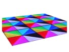 Pista de baile LED iluminada con paneles triangulares de colores vibrantes, ideal para renta de graduaciones en Houston