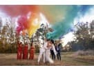 Efecto especial de polvos de colores en renta en Austin, ideal para fiestas y celebraciones al aire libre en Kyle.