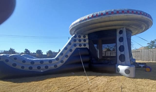 USA | Spaceship Bounce House Rentals | Sky High Party Rentals
