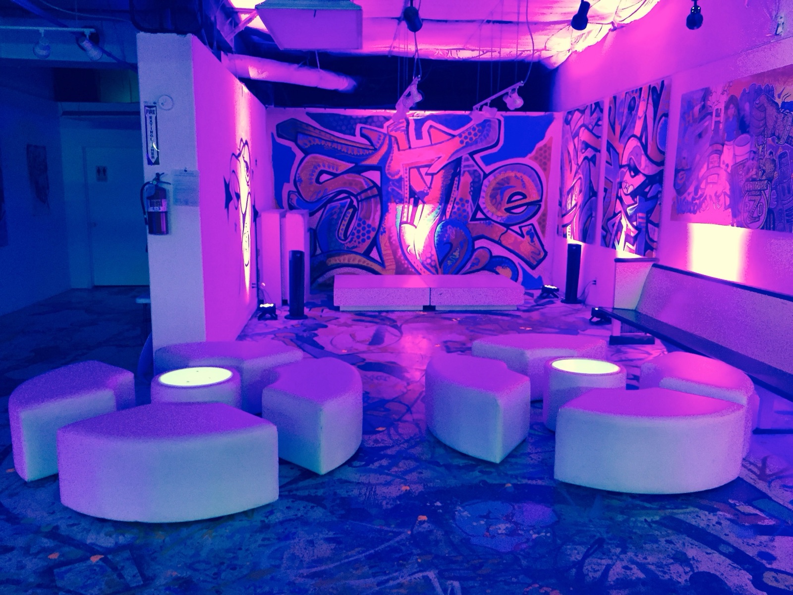 Wedding Lounge Furniture, Texas - Sky High 6