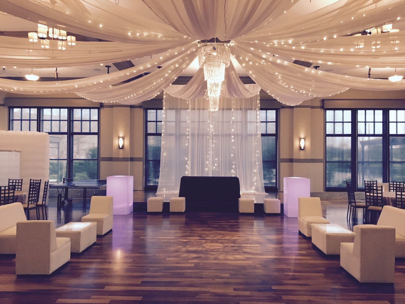 Lounge Furniture - Austin & San Antonio, TX - Sky High Party Rentals