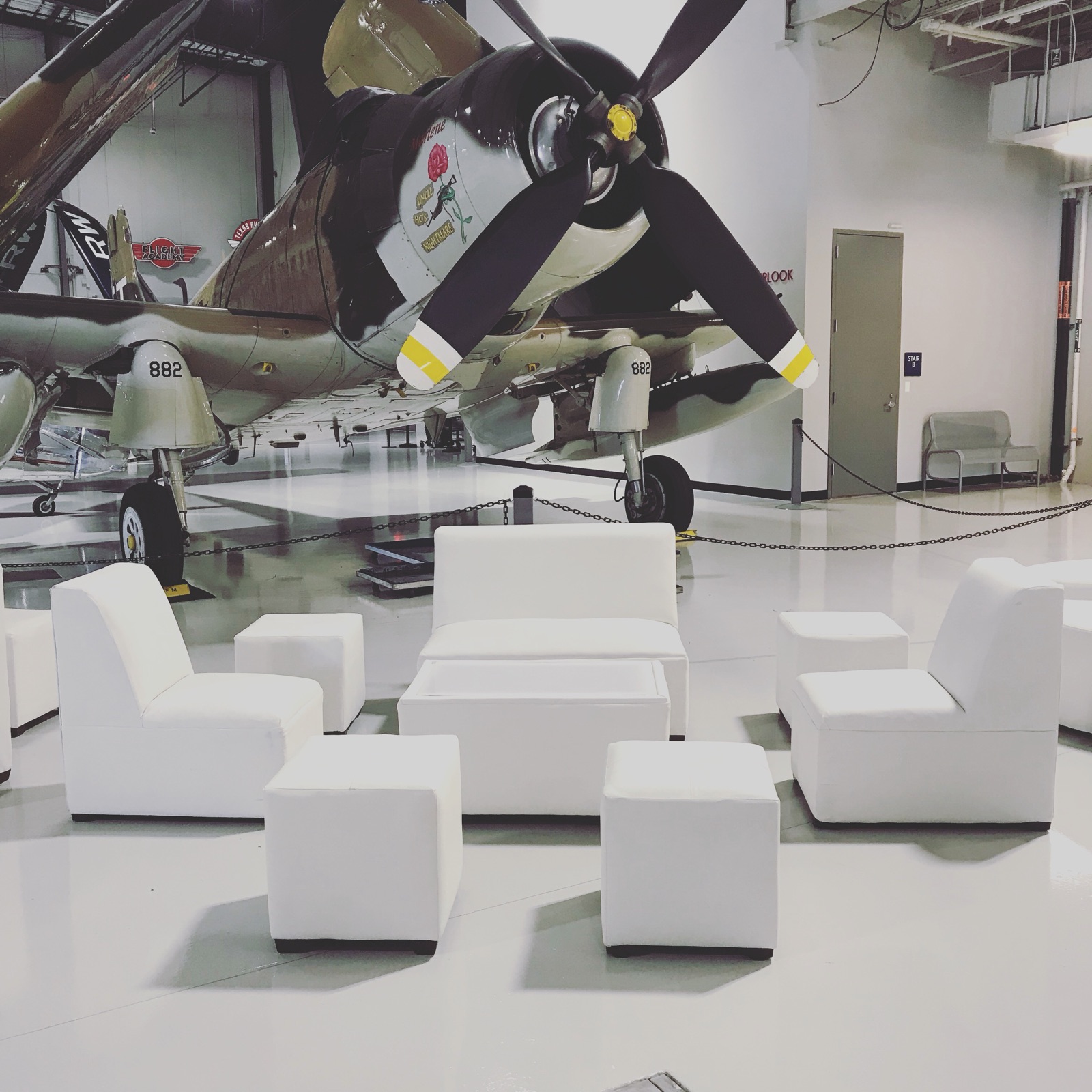Wedding Lounge Furniture, Texas - Sky High 15