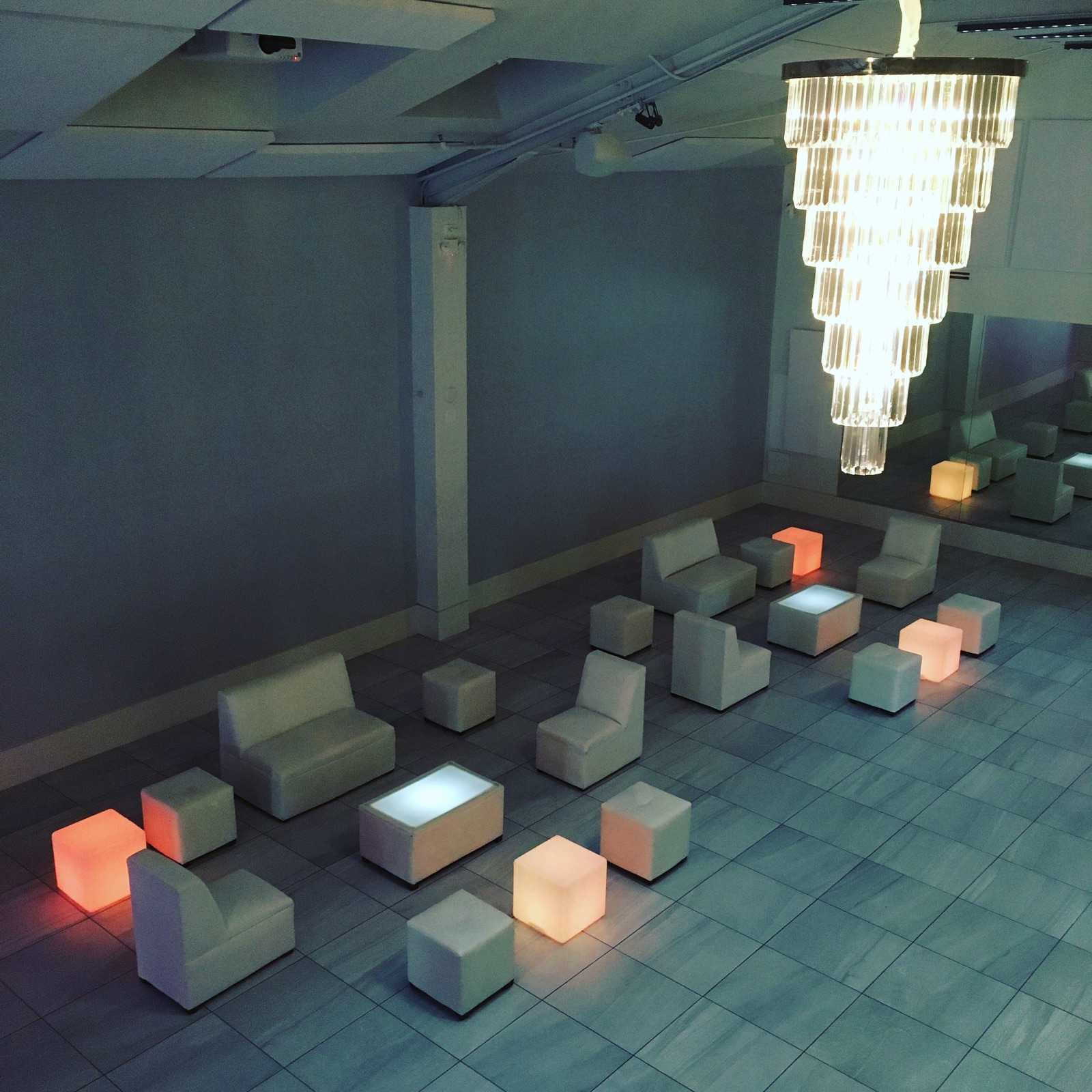 Wedding Lounge Furniture, Texas - Sky High 18