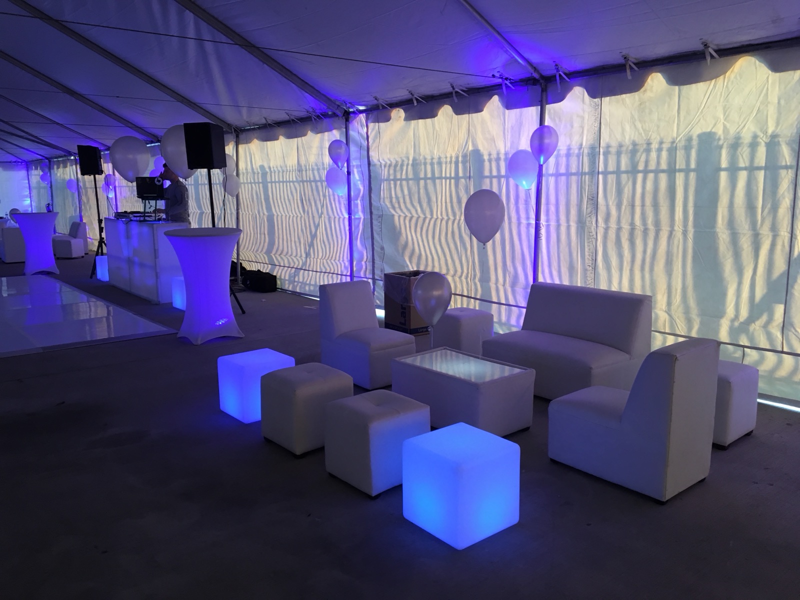 Wedding Lounge Furniture, Texas - Sky High 19